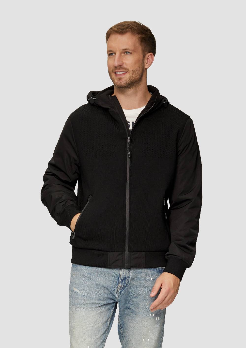 s.Oliver Jacke mit innovativem Materialmix und Kapuze Blitzangebot