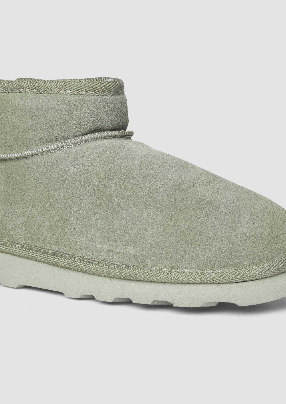 s.Oliver Flache Stiefel aus Leder Online Shopping