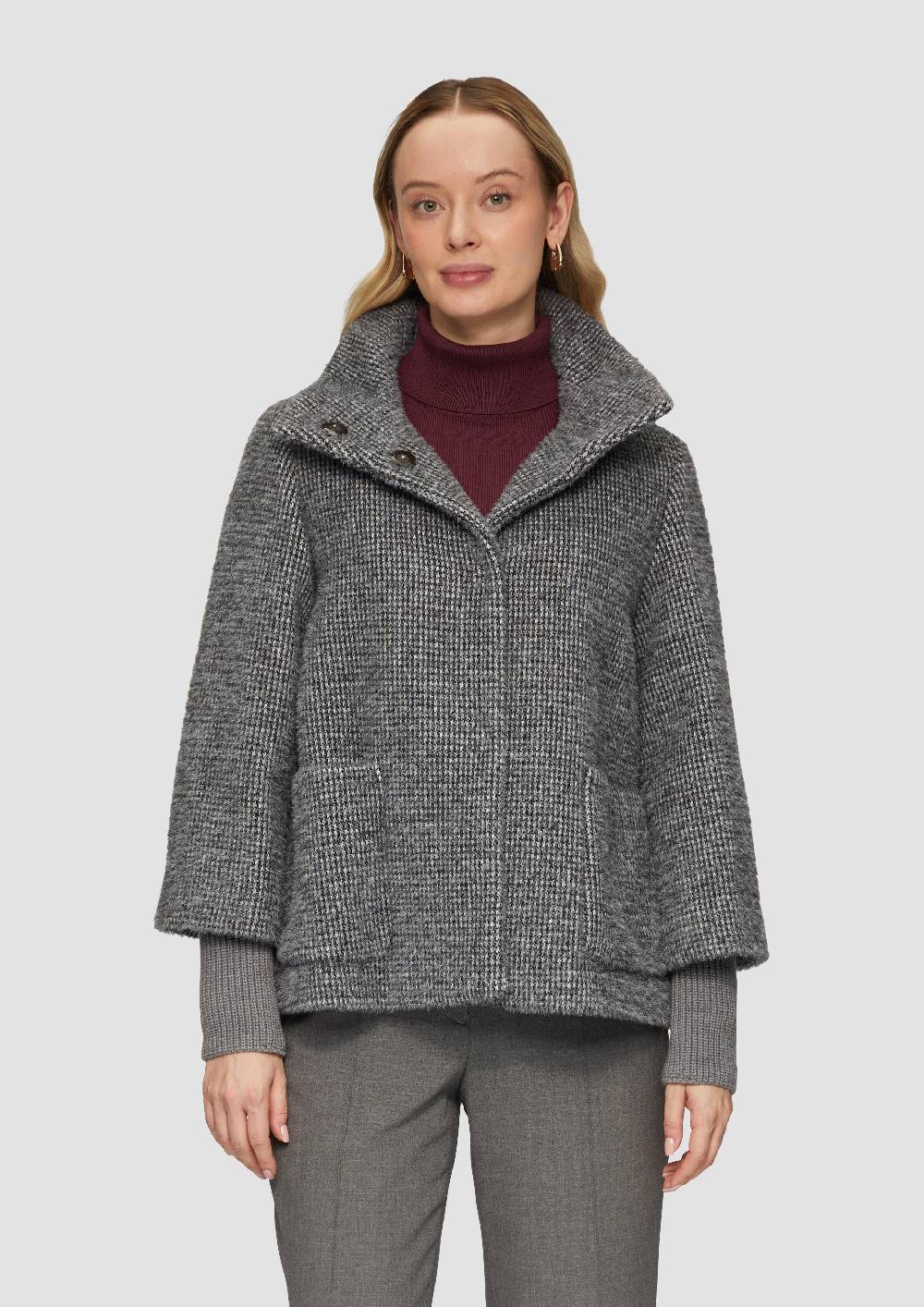 s.Oliver Flauschige Jacke mit Strickbündchen am Ärmel zollfrei