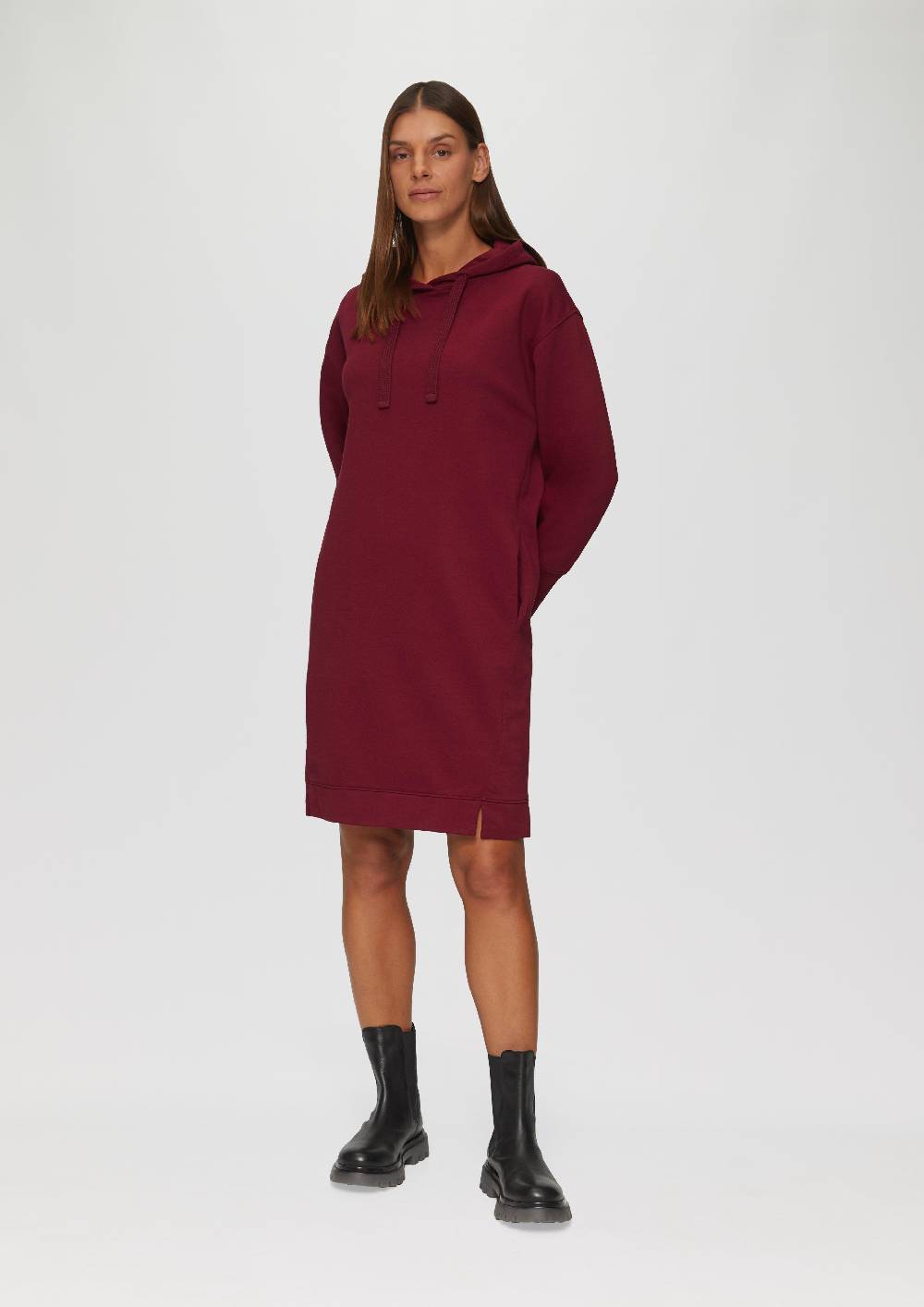s.Oliver Sweatkleid mit Eingrifftaschen und vorgesetzter Seitennaht 2025