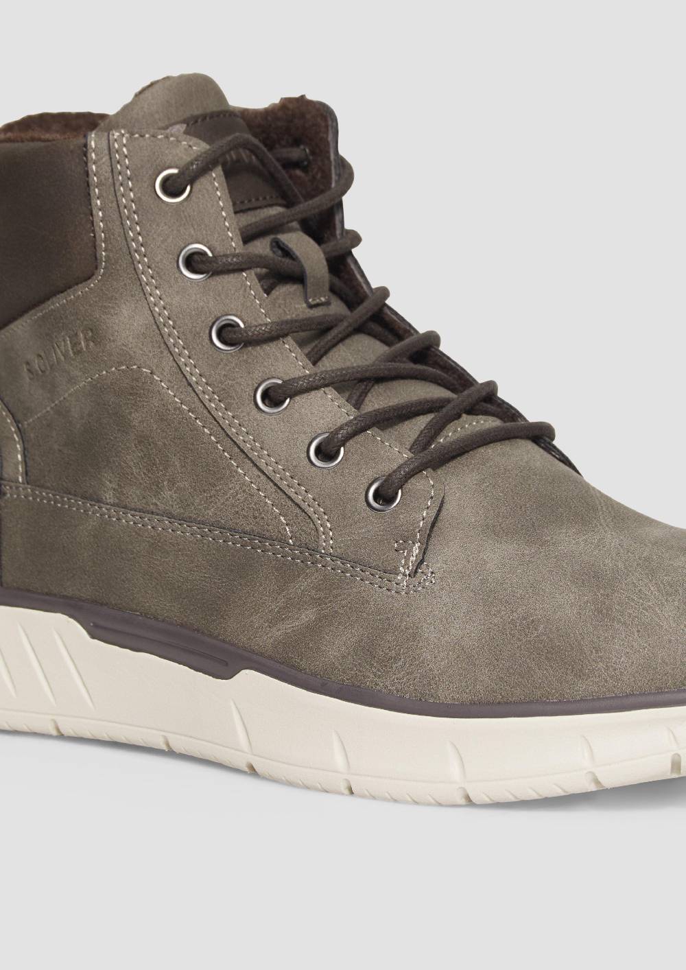 s.Oliver Stiefel im sportiven Look Angebote