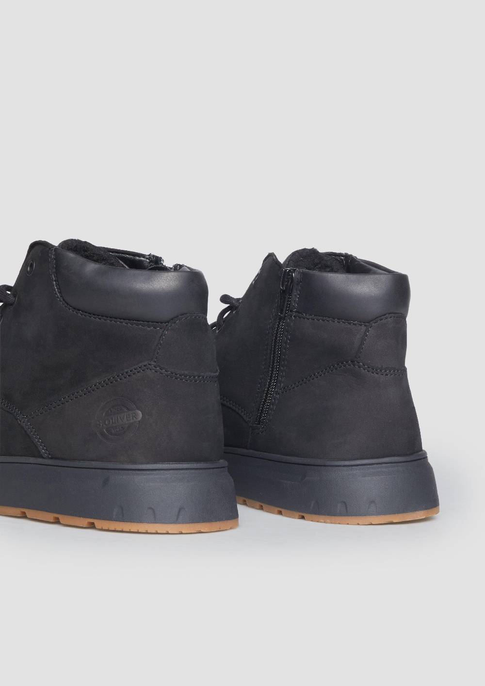 s.Oliver Stiefel aus Leder im Angebot