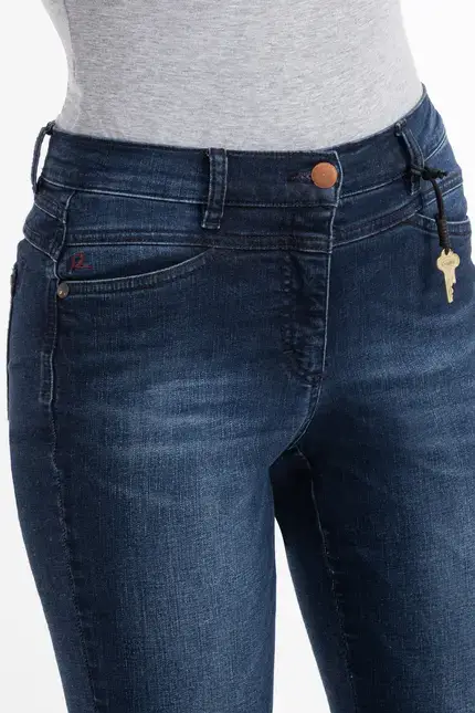 Recover Pants Powerstretch-Jeans Wiebke in DARK BLUE Artikelnummer REC-13343-01-U4079-499 Online Outlet