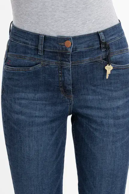 Recover Pants Powerstretch-Jeans Wiebke in DENIM BLUE Artikelnummer REC-13343-01-U4079-145 Neuheiten