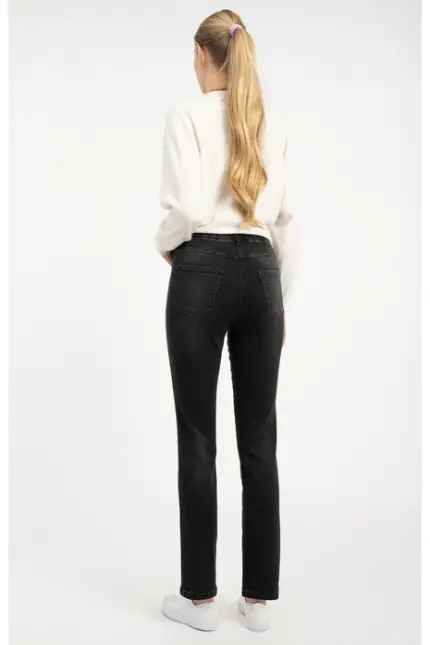 Recover Pants Komfort-Fit-Jeans Jil in BLACK/ BLACK Artikelnummer REC-13417-4325-990 50% Rabatt mit kostenlosem Versand