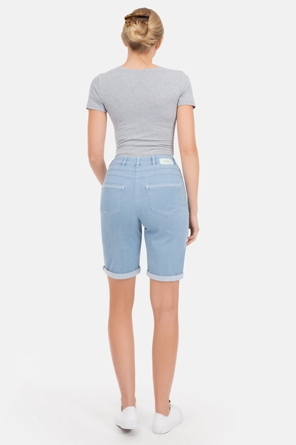 Recover Pants Carla, Relaxed-Fit-Bermuda mit Bordürenstickerei in BLEACHED Artikelnummer REC-13392-4238-106 Kostenloser Versand