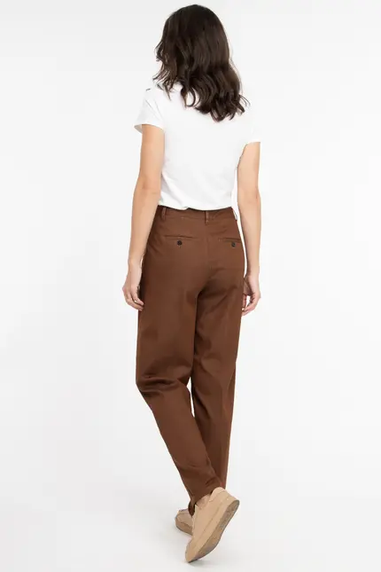 Recover Pants Bundfaltenhose Peggy in Tabakbraun Artikelnummer REC-12641-U4143-822 Saisonschlussverkauf