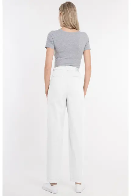 Recover Pants Relaxed-Hose Sofia in WEIß Artikelnummer REC-13403-4341-110 Valentinstagsangebot