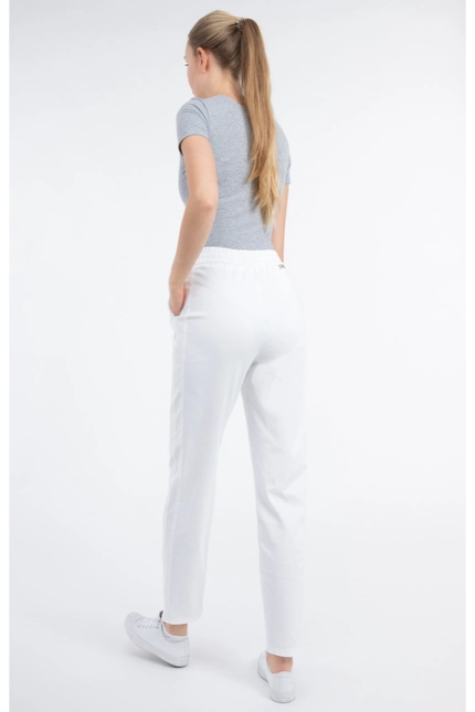 Recover Pants Corin, Relaxed Fit-Hose im Chinostyle in WEIß Artikelnummer REC-13326-4041-110 Neuheiten