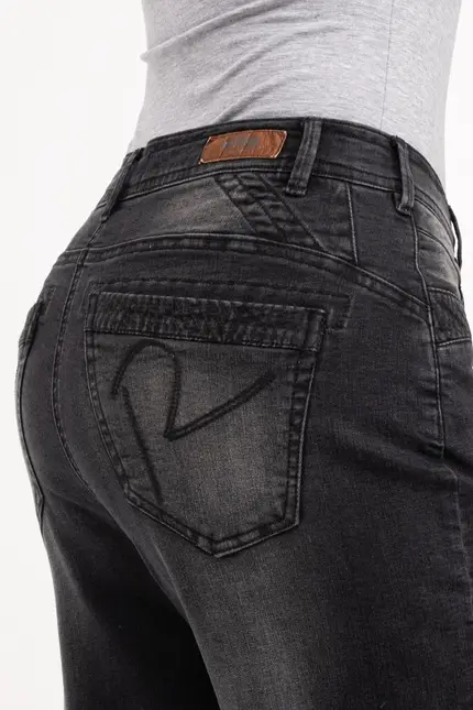 Recover Pants Amira, Relaxed-Fit Jeans in BLACK Artikelnummer REC-13324-03-3880-999 Super Sparpreis