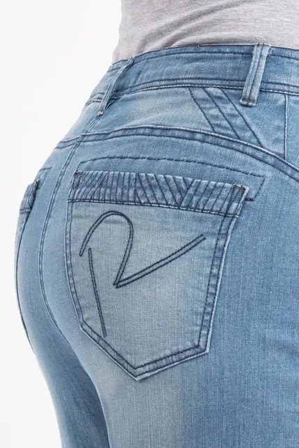 Recover Pants Amira, Relaxed-Fit Jeans in DENIM-BLUE Artikelnummer REC-13324-03-3880-145 Wochenangebot