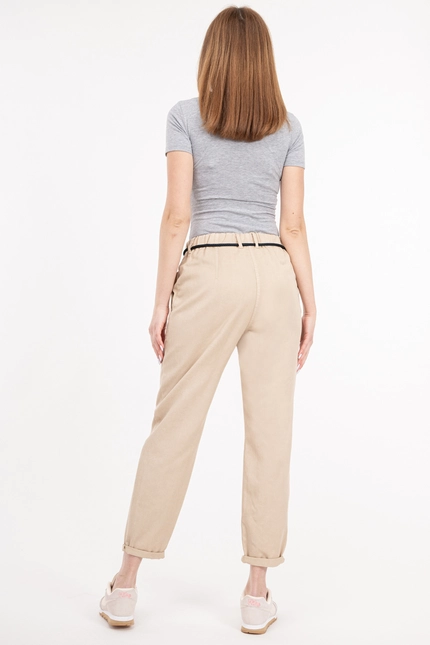 Recover Pants Belina, Relaxed Fit-Hose in HELLBEIGE Artikelnummer REC-13014-03-3867-208 Vierteljährliche Förderung