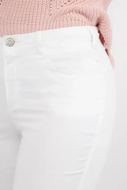 Recover Pants Recover Pants Damen Hose in modischer Färbung in WEIß Artikelnummer REC-13324-01-4040-110 zollfrei