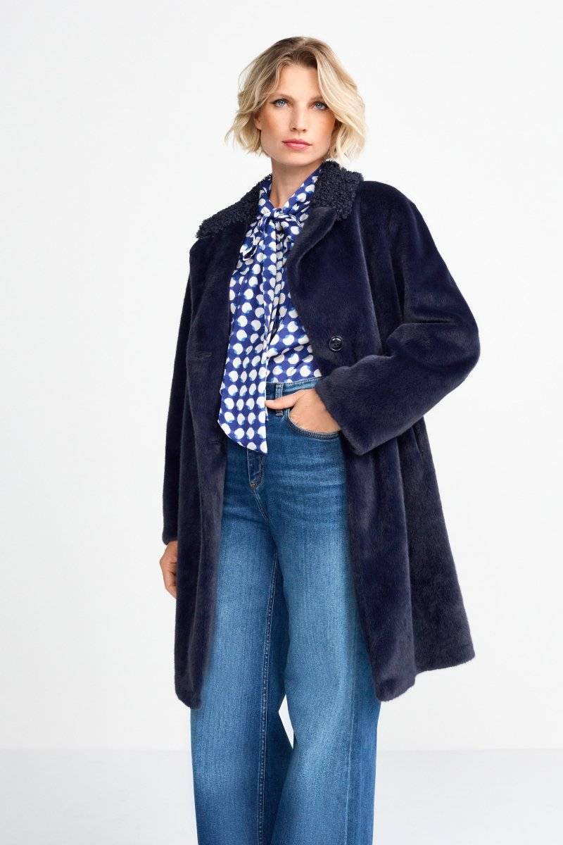 Eich & Royal Mantel aus weichem Fake Fur Bis zu 65% Rabatt