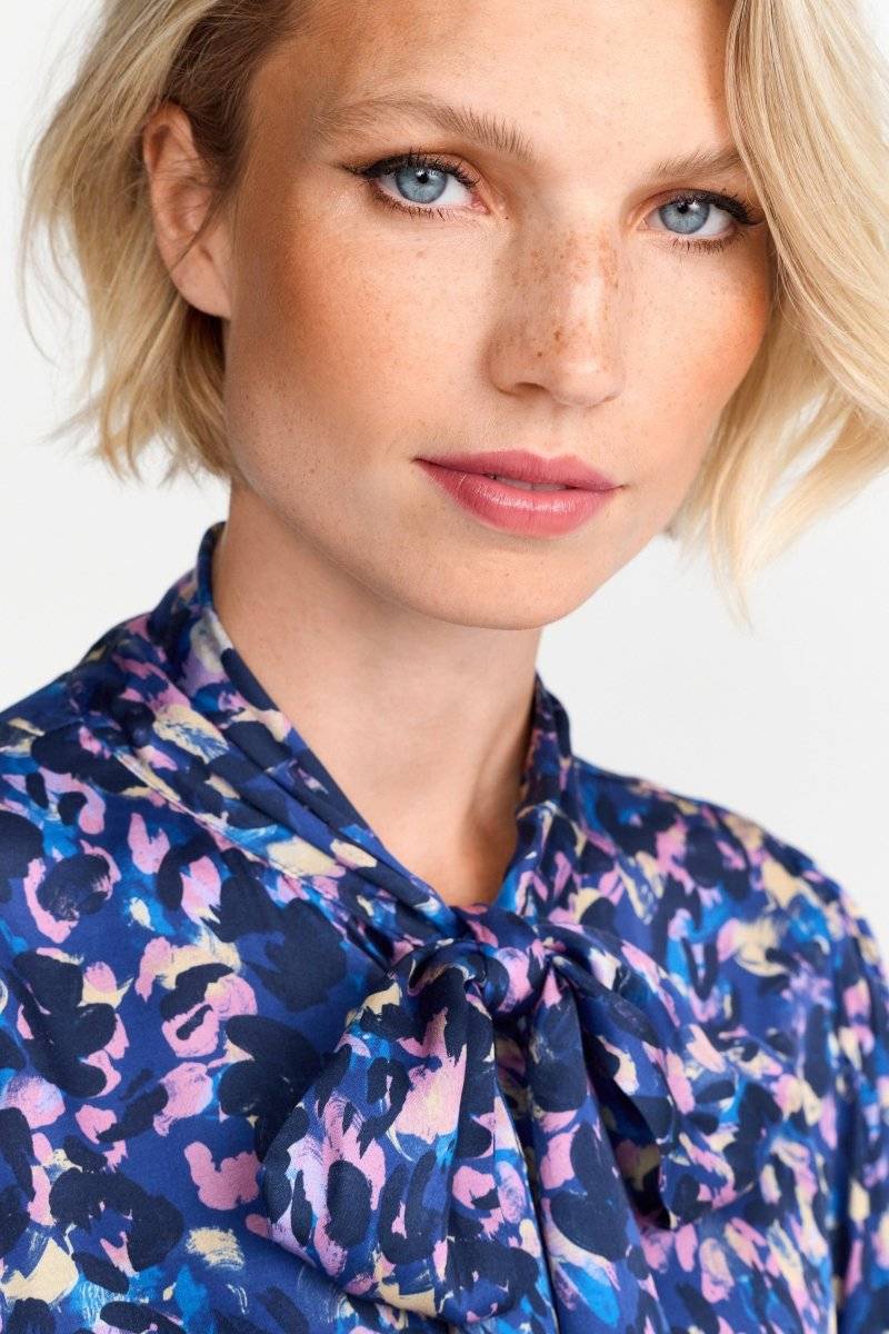 Eich & Royal Schluppenbluse mit Leo-Print Valentinstagsangebot