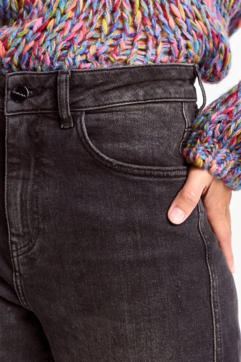 Eich & Royal Denim im Barrel Leg Fit Exklusive Angebote