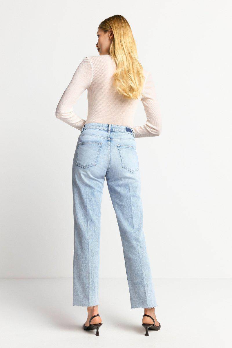 Eich & Royal Denim mit Bügelfalte Räumungsverkauf