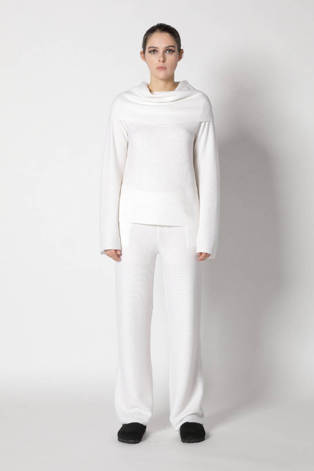 Sminfinity garter drape turtle + garter palazzo pants