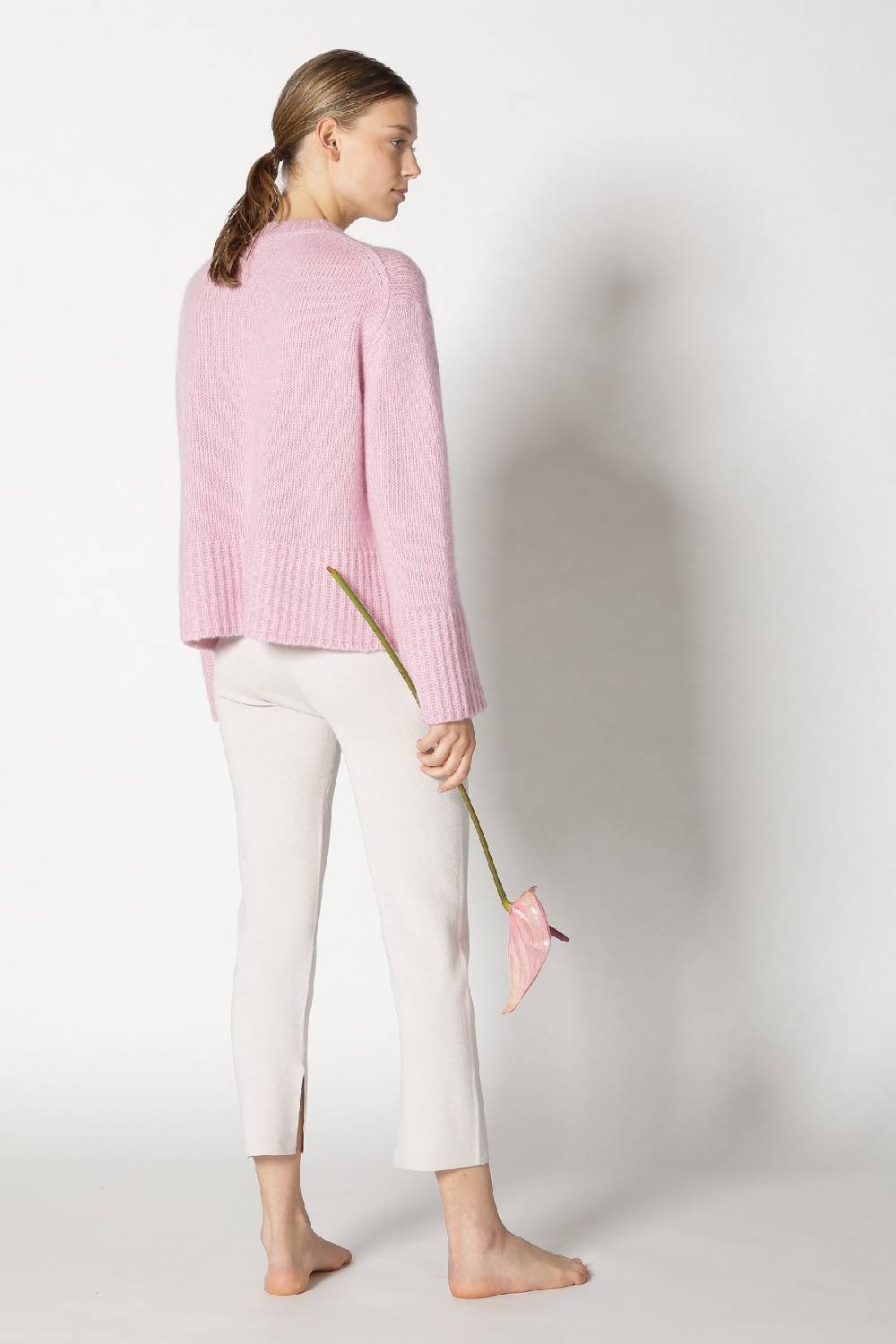 Sminfinity fluffy crew jumper + silky cropped pants Günstig kaufen
