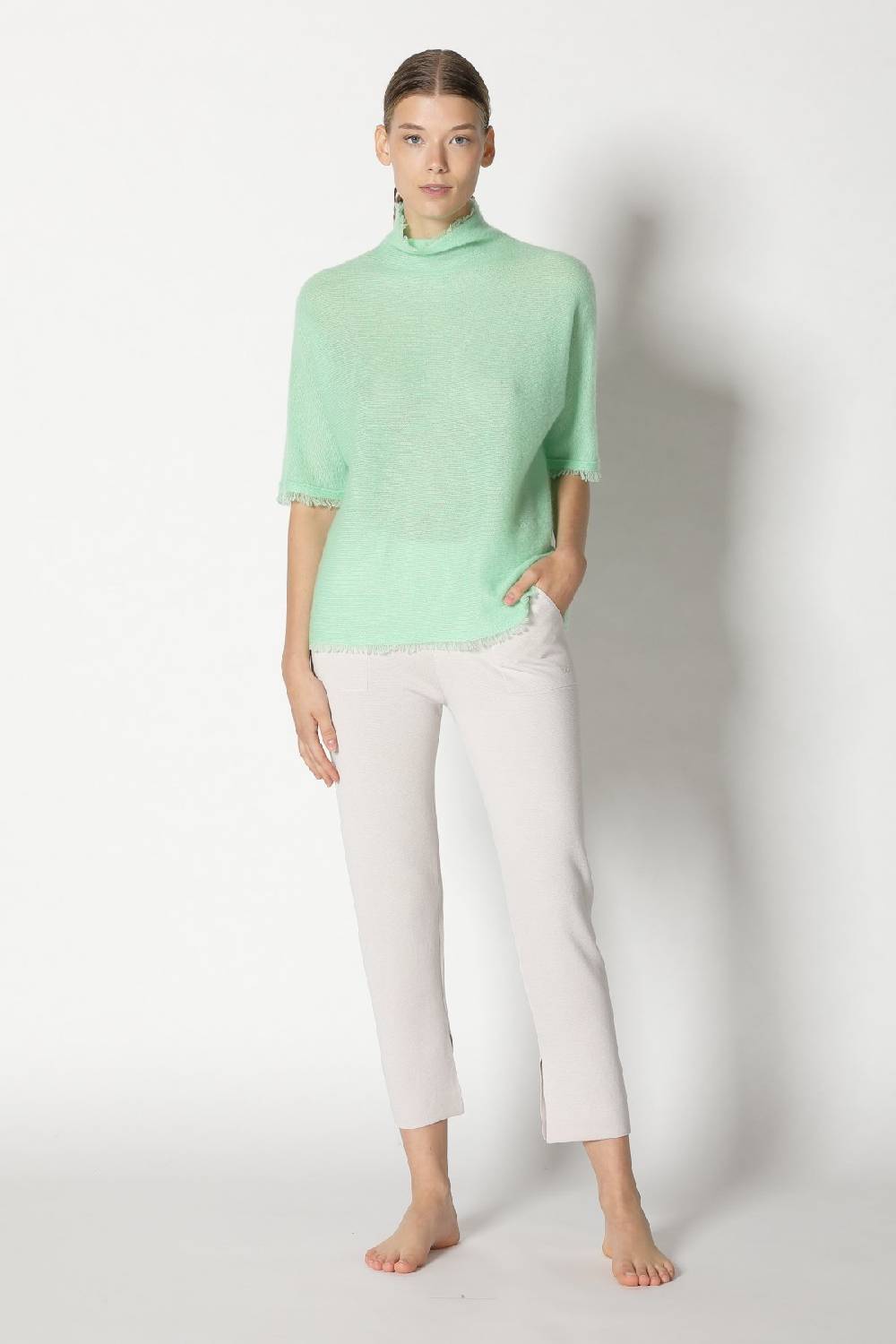 Sminfinity fluffy fringe turtle top + silky cropped pants Begrenztes Angebot