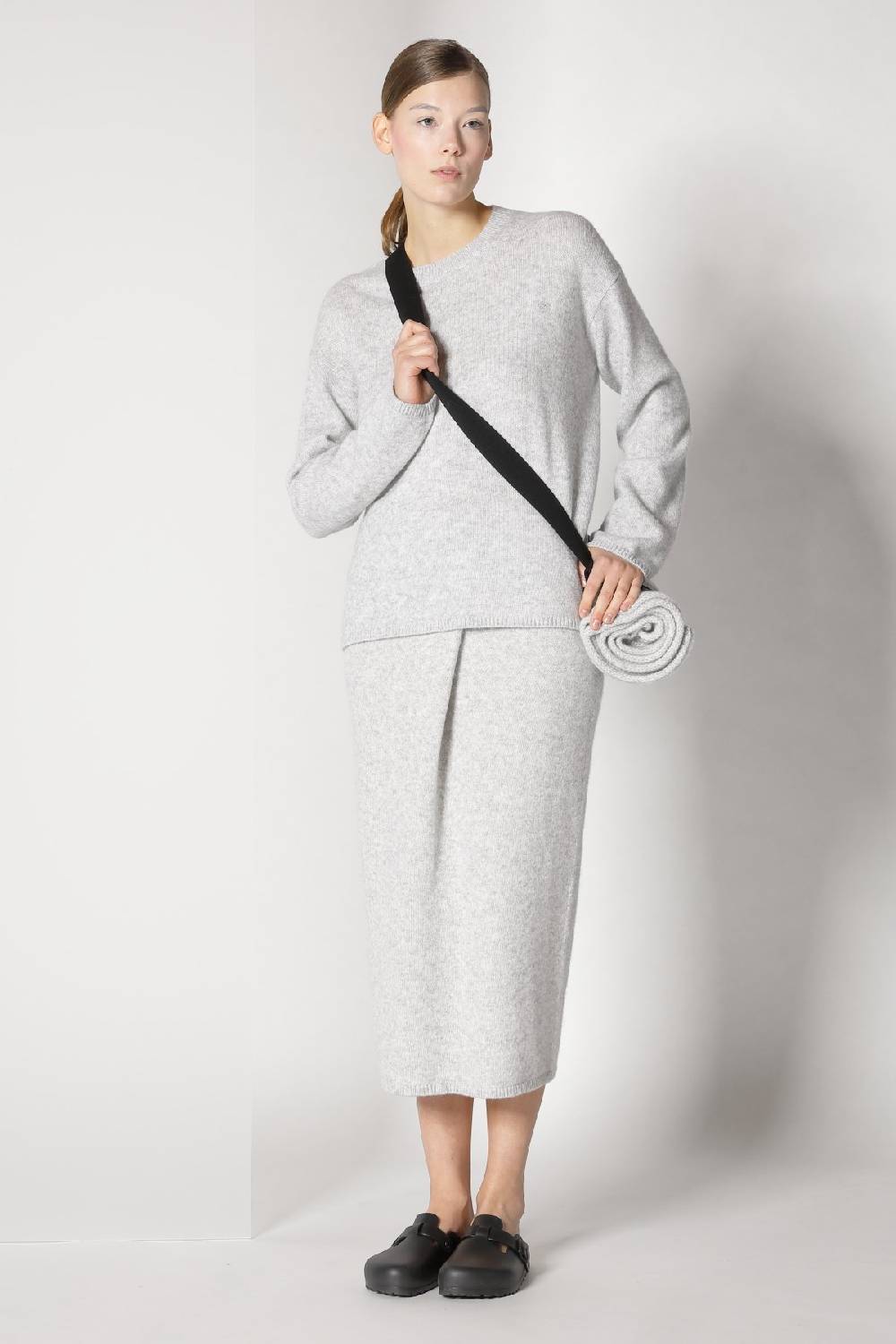 Sminfinity blurry ribbed scarf + blurry crew jumper + blurry tulip skirt Räumungsverkauf