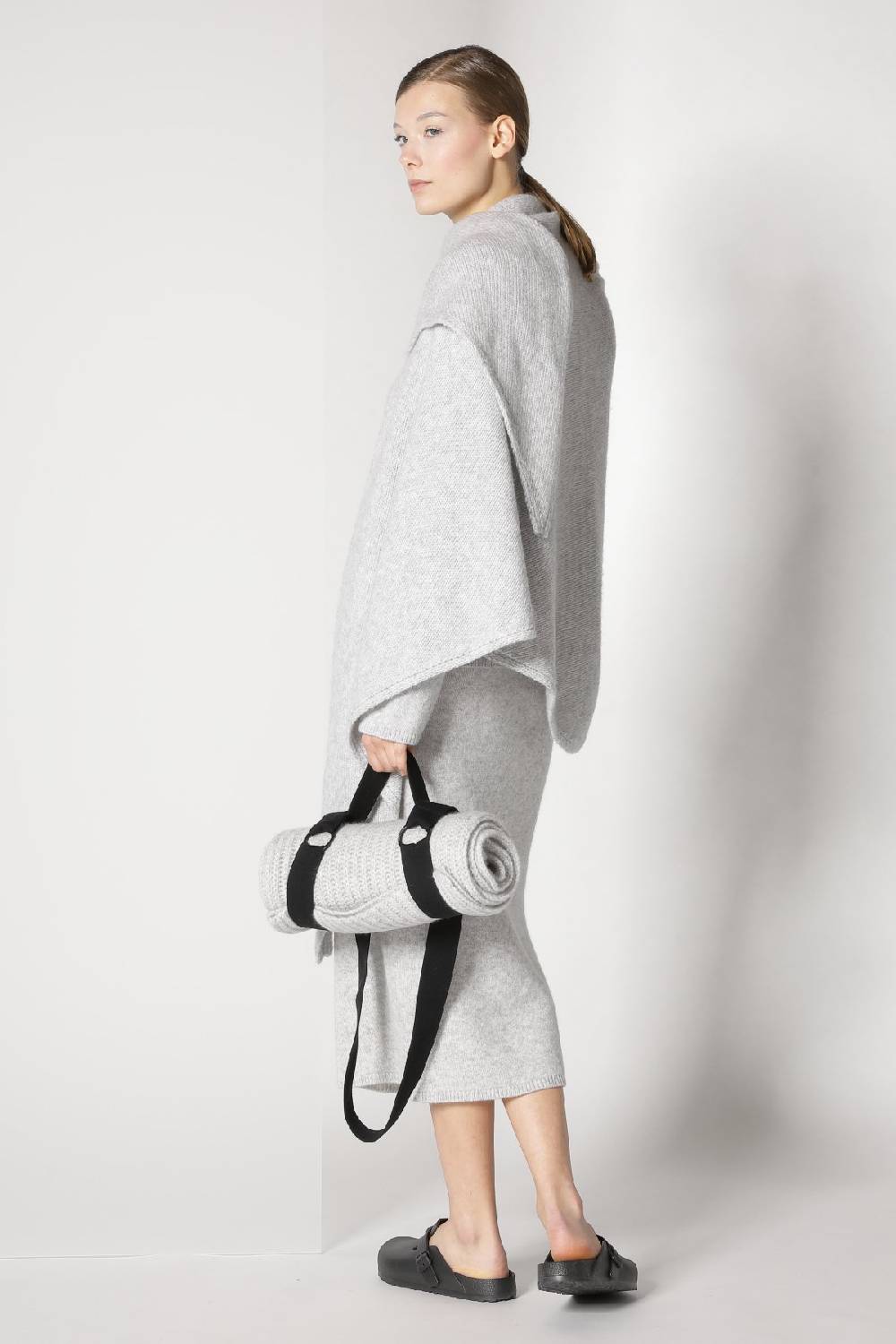 Sminfinity blurry triangle scarf + blurry crew jumper + blurry tulip skirt JETZT KAUFEN