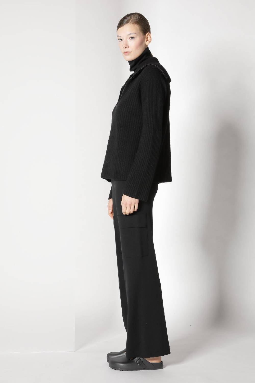 Sminfinity blurry ribbed zip-jumper + fitted turtle top + cargo bellbottom pants Bis zu 50% Rabatt