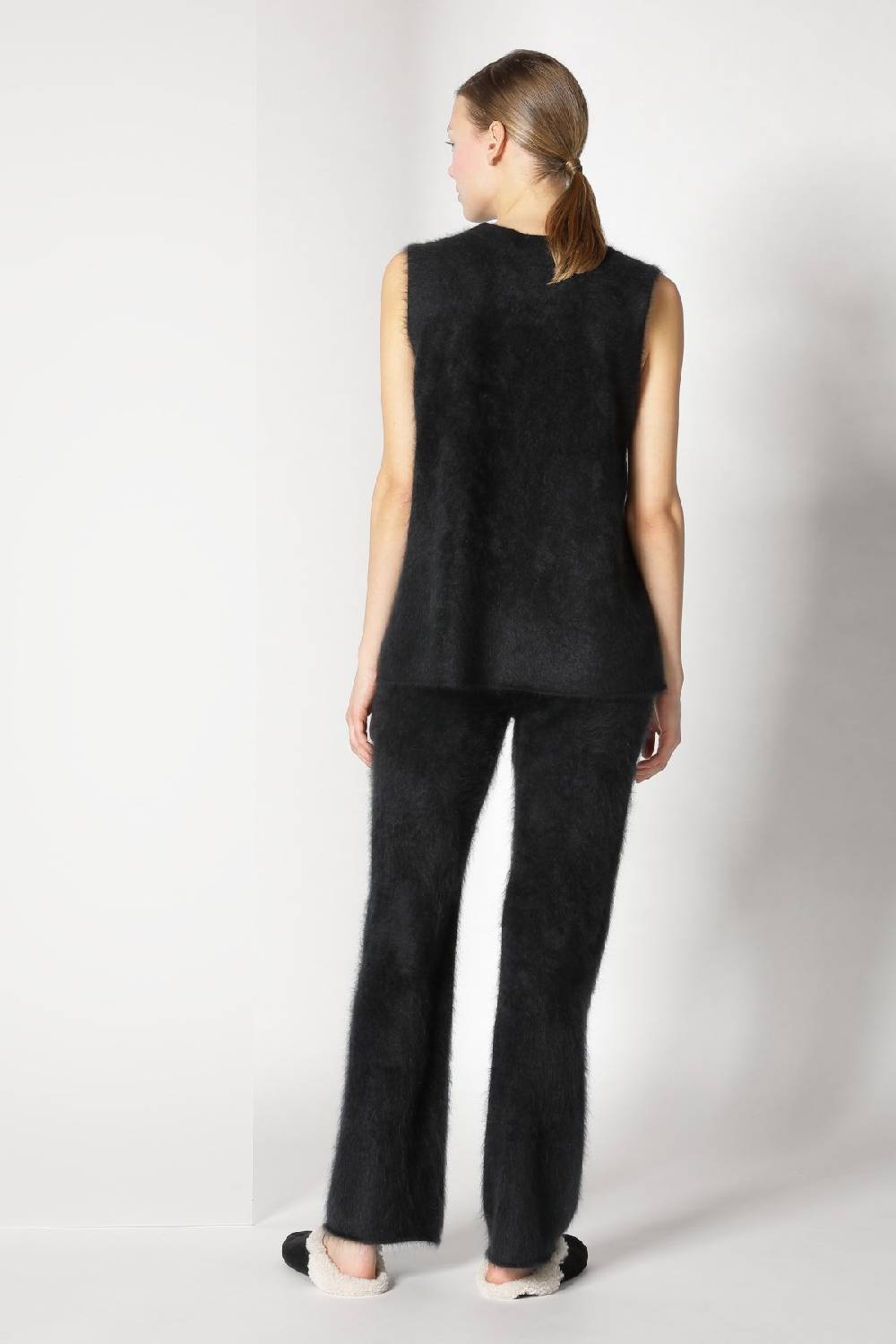 Sminfinity furry triangle scarf + furry A top + furry pants Begrenzt auf 3 Tage