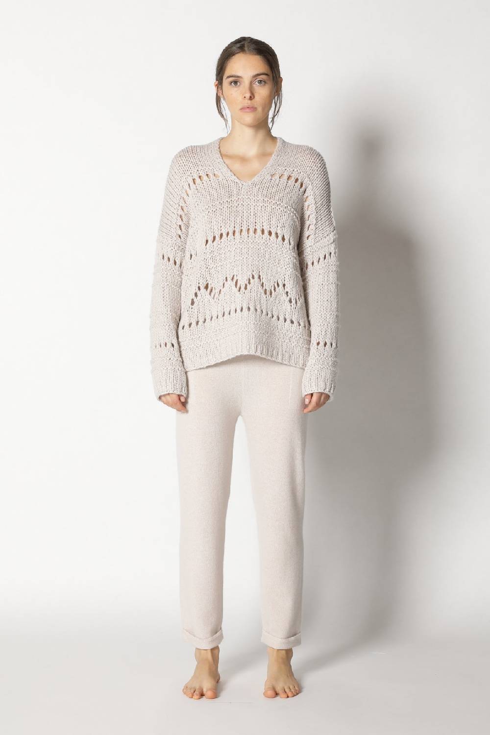 Sminfinity airy ajour V neck + pure boat pants 2025