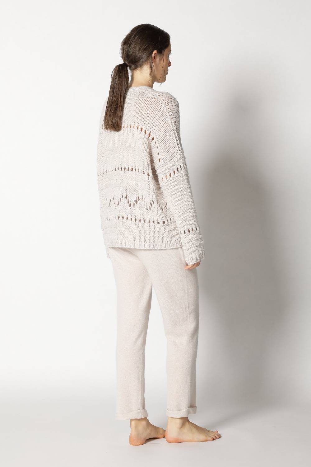 Sminfinity airy ajour V neck + pure boat pants 2025