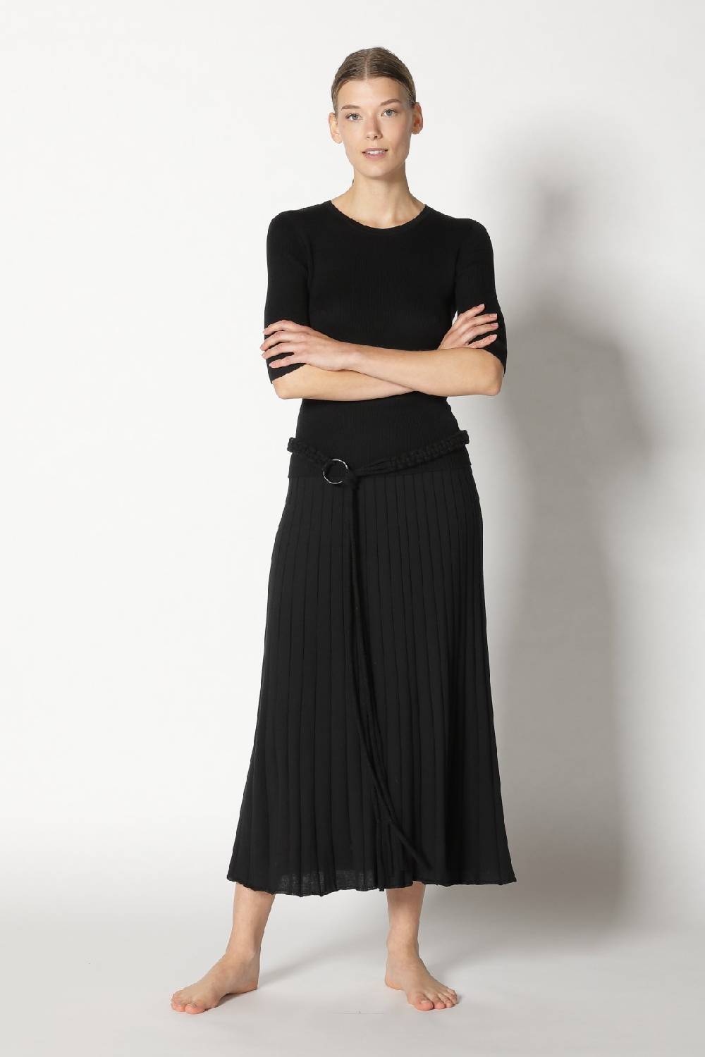 Sminfinity silky rib crew T + silky sun rib skirt + hang loose ring belt Exklusivangebot