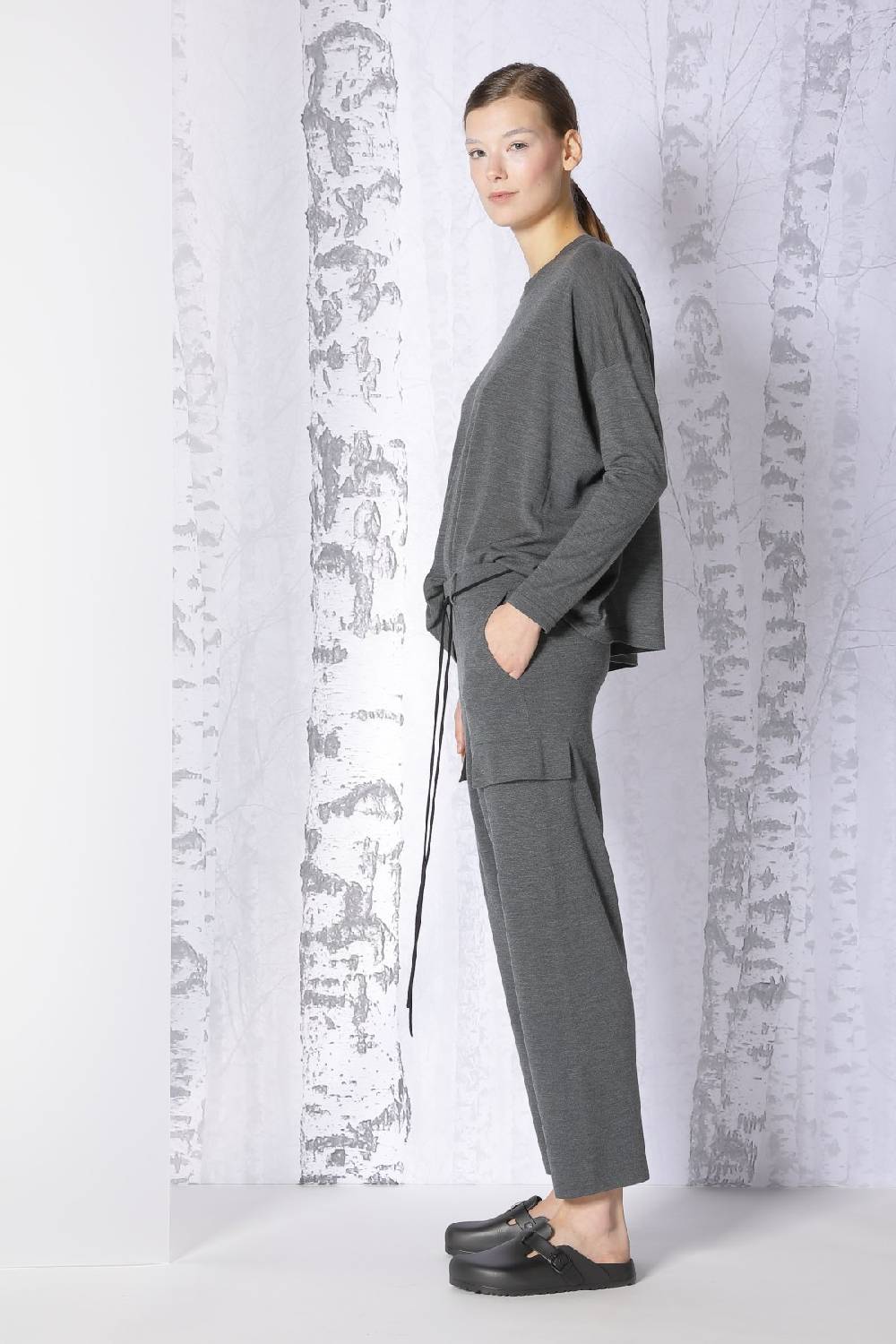Sminfinity extrafine oversized crew + milano cropped cargo pants Rabatte dieses Monats