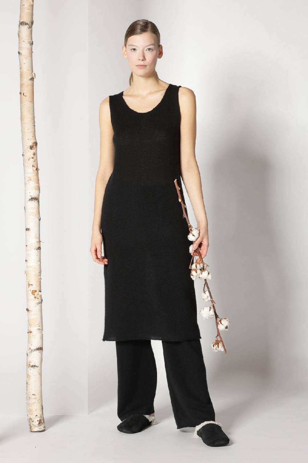Sminfinity fluffy ribbed maxi coat + fluffy 1 Ply tank dress + pure slitted pants Kostenloser Versand