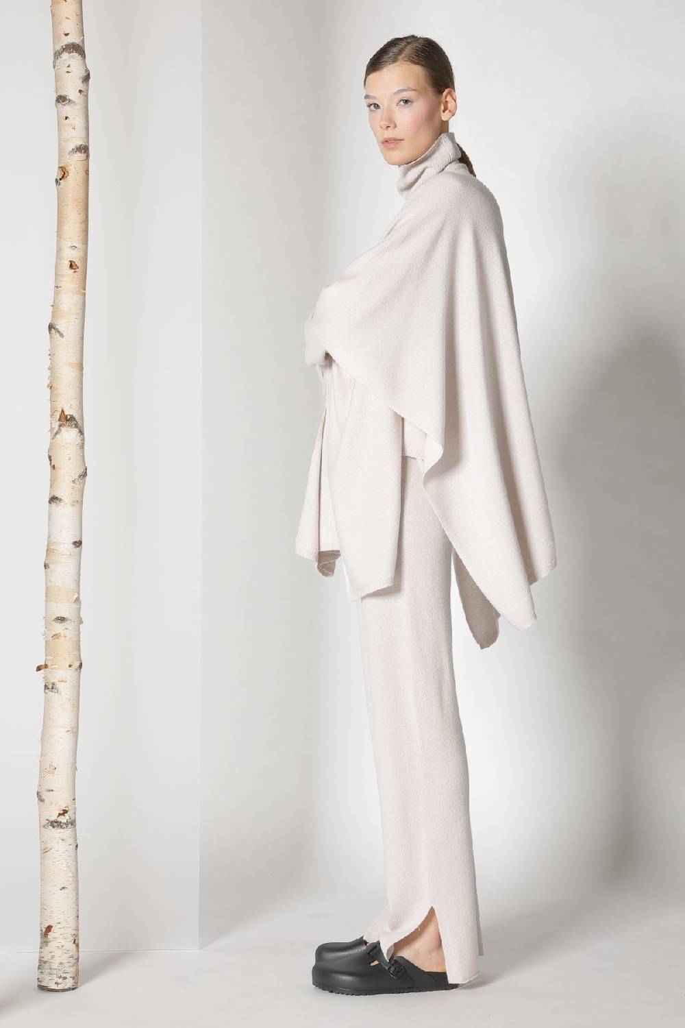 Sminfinity pure cape turtle + pure slitted pants Limitierter Zeitrabatt