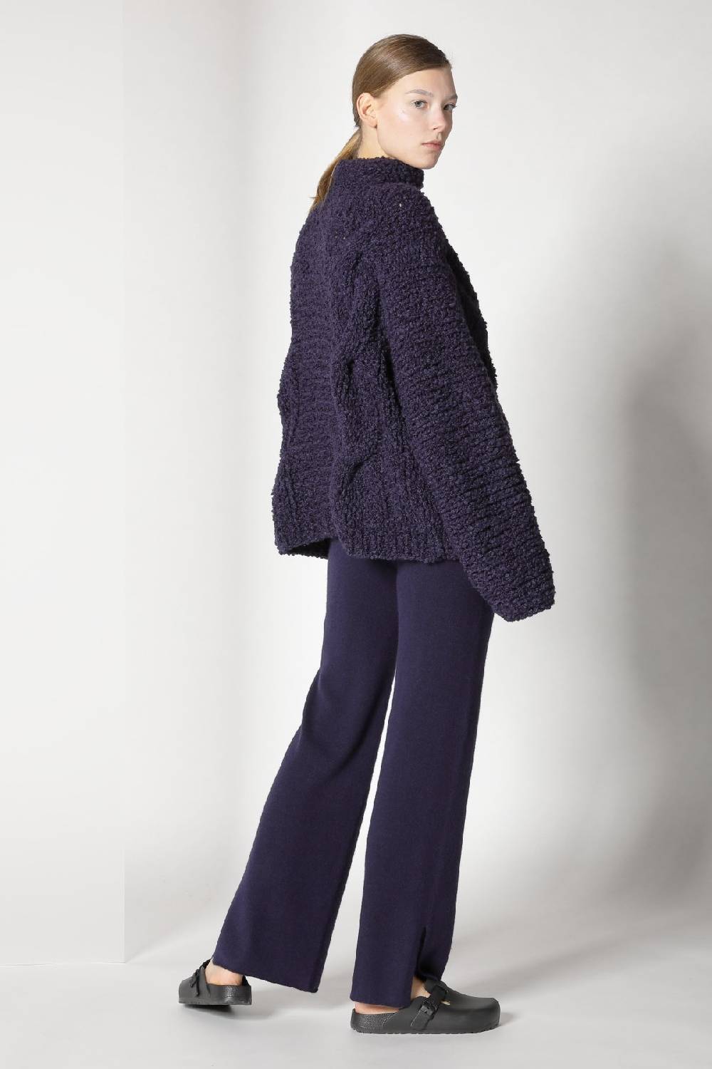 Sminfinity handknitted cable jumper + pure slitted pants Jubiläumsangebot