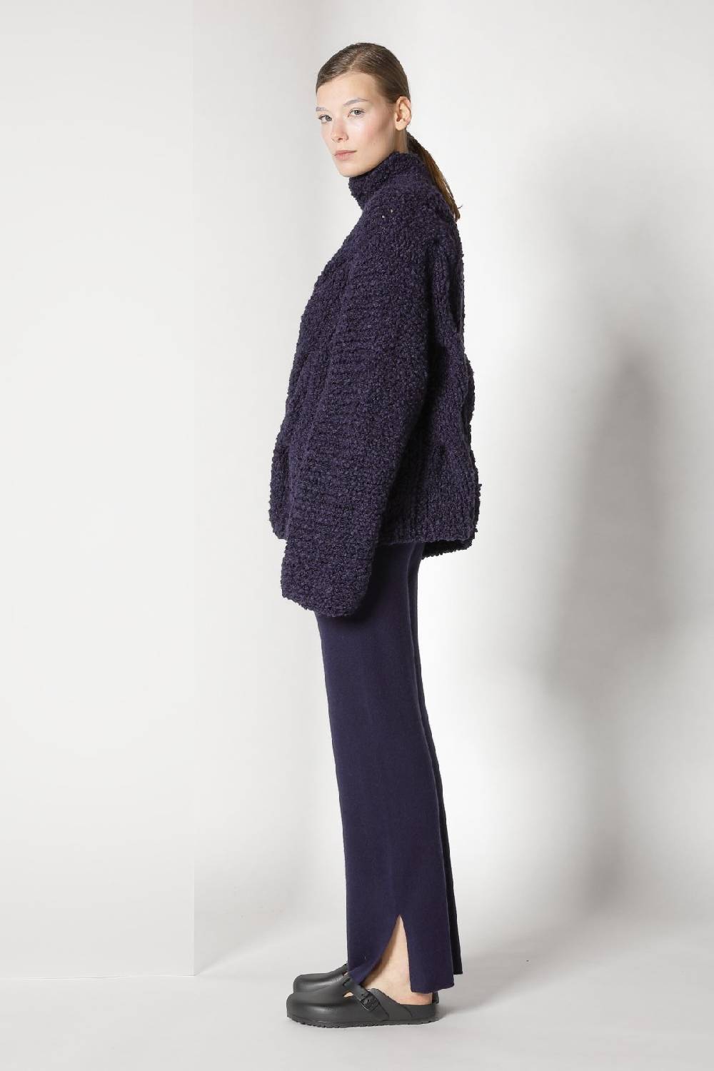 Sminfinity handknitted cable jumper + pure slitted pants Jubiläumsangebot