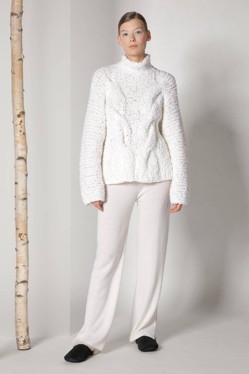 Sminfinity handknitted cable jumper + pure slitted pants Jubiläumsangebot