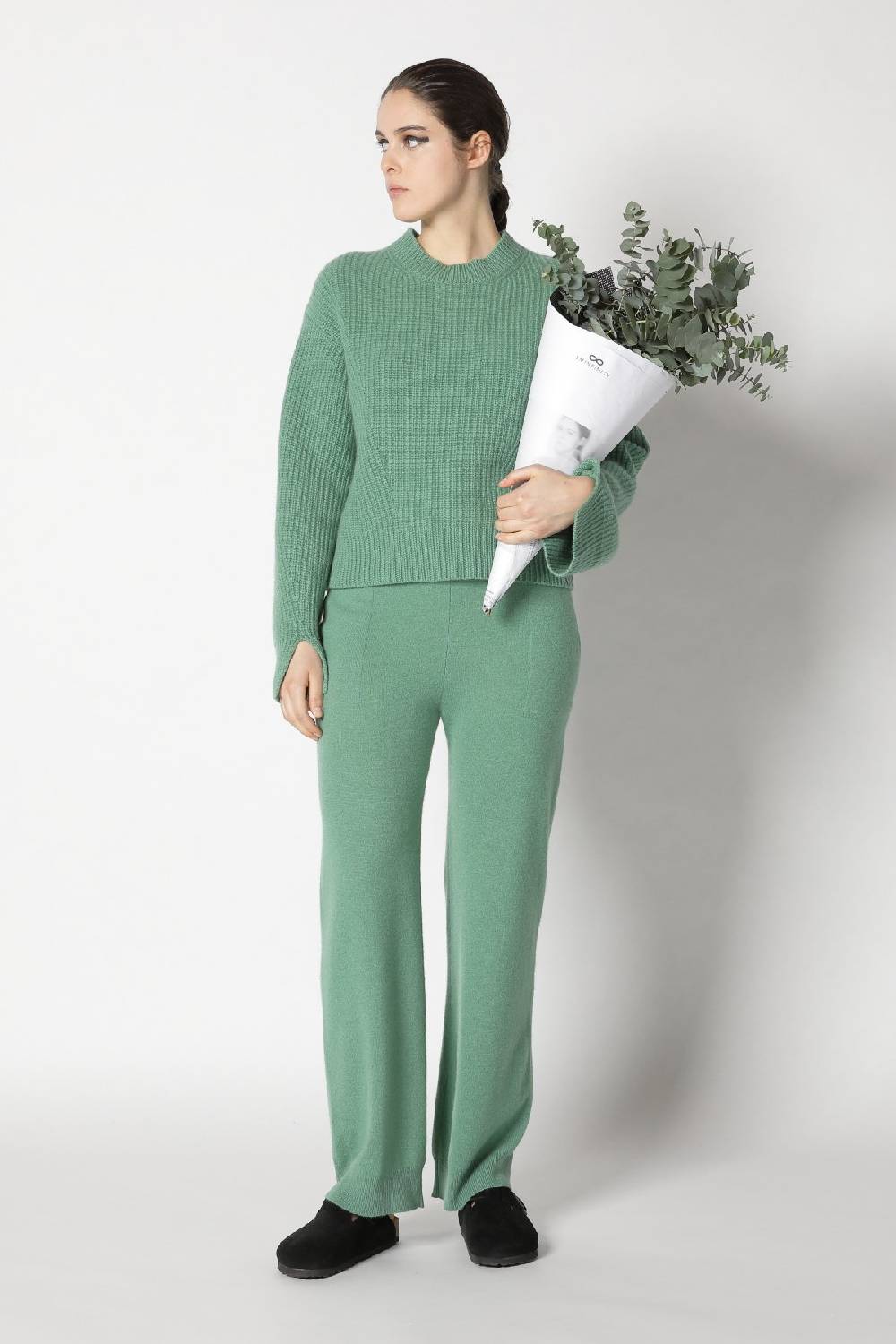 Sminfinity icon rib crewneck + pure A skirt Neuheiten
