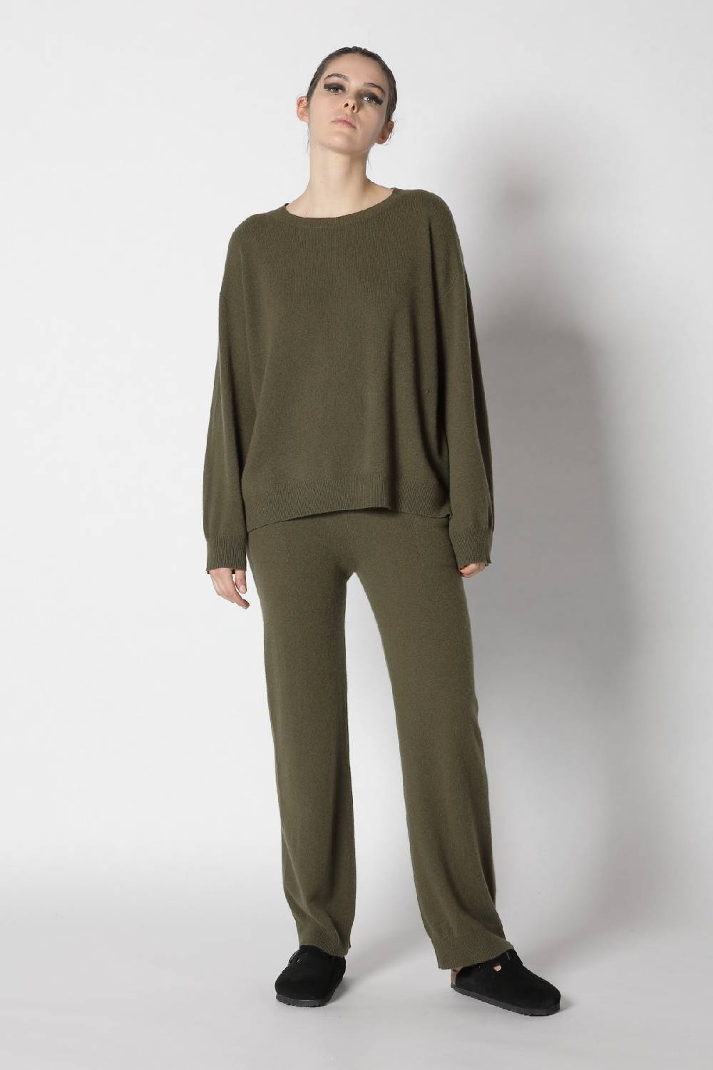Sminfinity chunky turtle flap + infinite crew jumper + infinite palazzo pants Räumungsverkauf