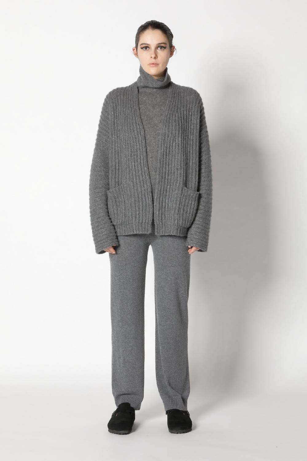Sminfinity fluffy turtle top + fluffy rib jacket + infinite palazzo pants Letzte 3 Tage