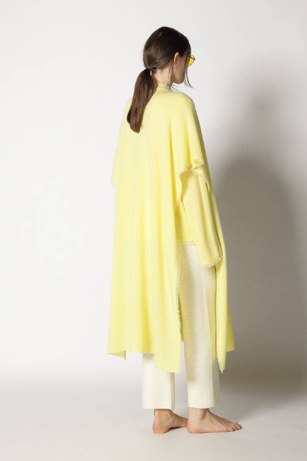 Sminfinity fluffy fringe boatneck + fluffy fringe cape + garter cropped pants Begrenztes Angebot