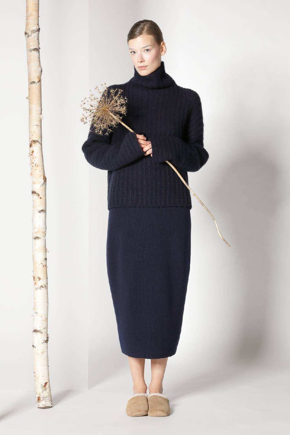 Sminfinity fluffy ribbed turtleneck jumper + pure all needle tulip skirt Limitierter Zeitrabatt