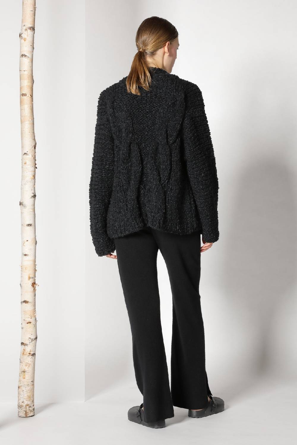 Sminfinity handknitted cable jacket + pure all needle top + pure slitted pants Exklusive Angebote