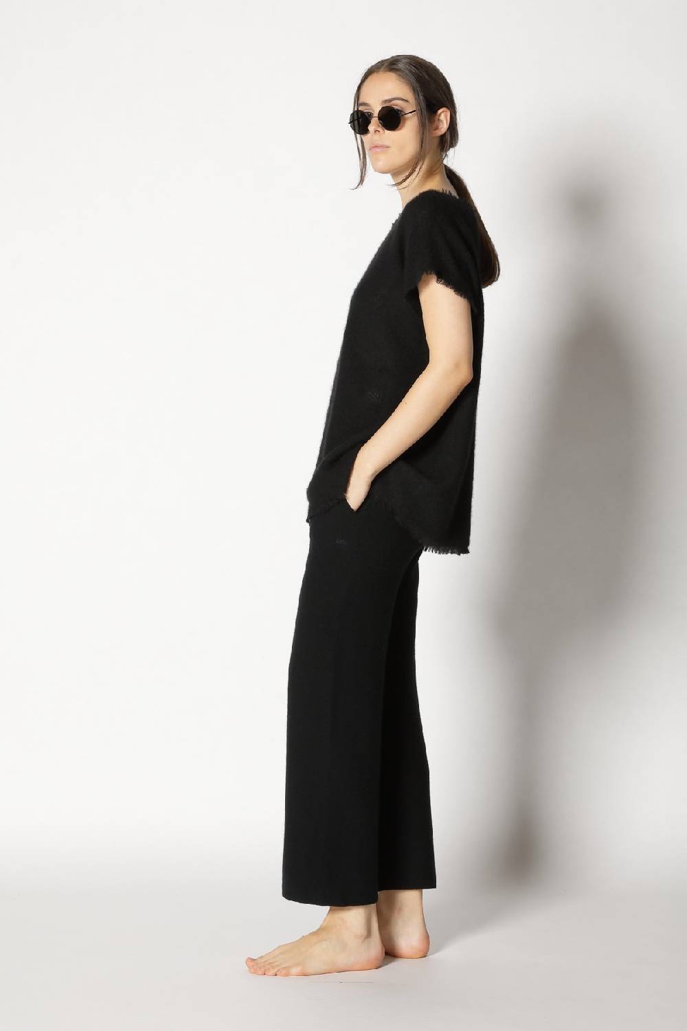 Sminfinity fluffy fringe top + garter cropped pants Super Sparpreis