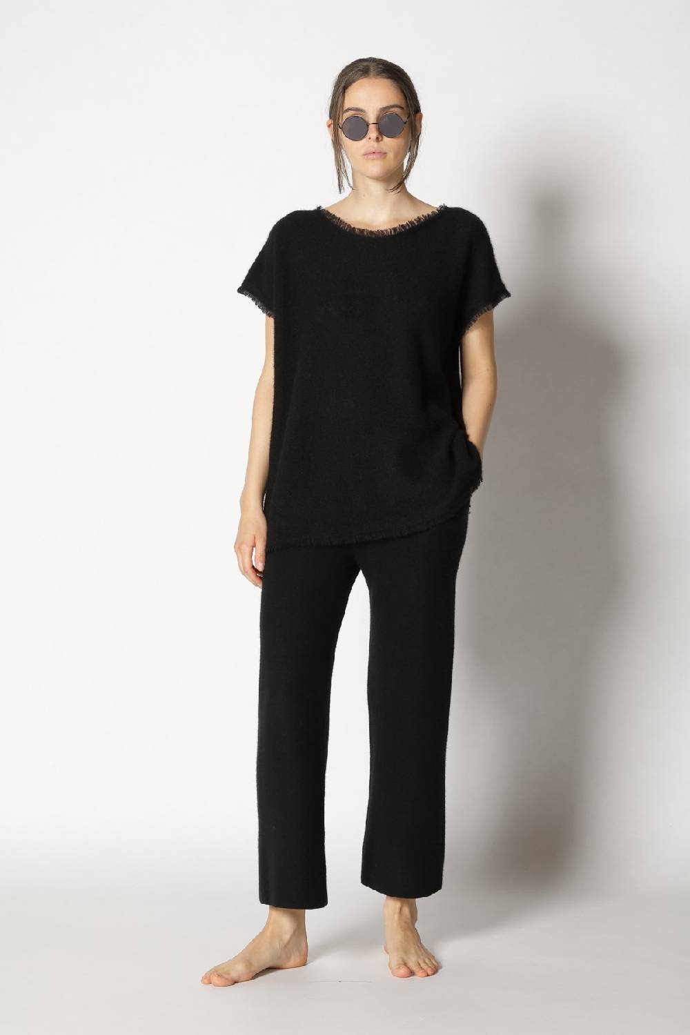 Sminfinity fluffy fringe top + garter cropped pants Super Sparpreis