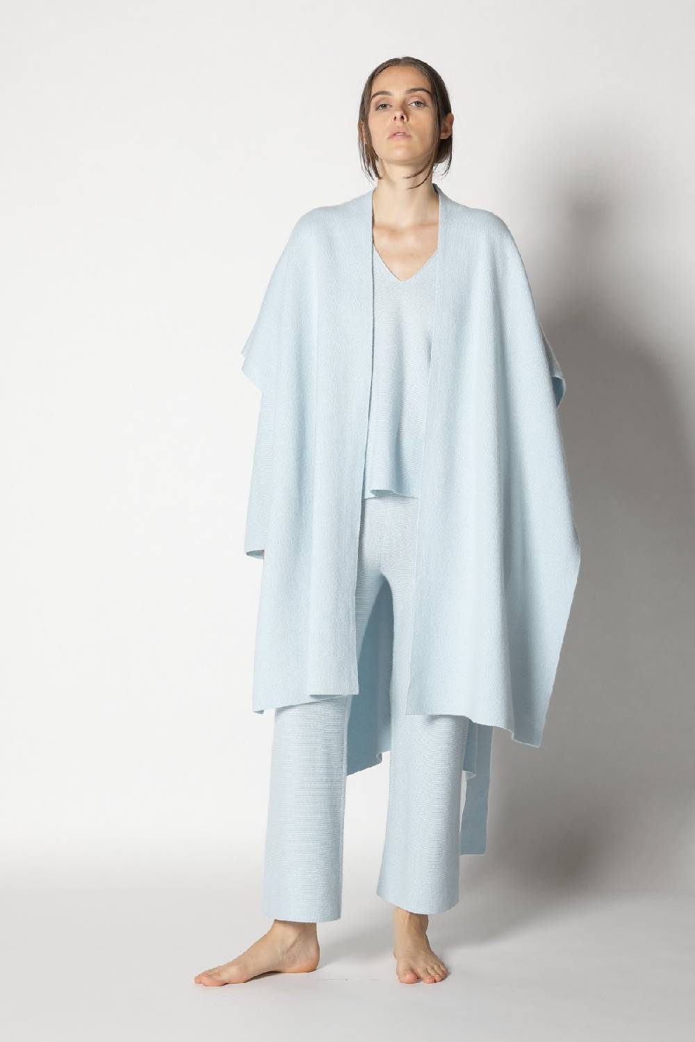 Sminfinity doubleface capecoat + garter V neck + garter cropped pants