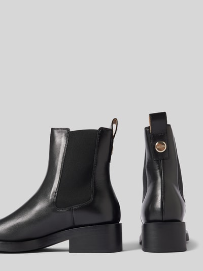 Peek & Cloppenburg BOSSChelsea Boots mit elastischen Einsätzen Modell 'Iryna' in black Saisonschlussverkauf