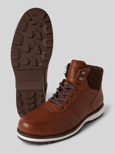 Peek & Cloppenburg Tommy HilfigerLederboots mit Label-Details in cognac Letzte 2 Tage