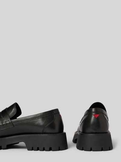 Peek & Cloppenburg GuessLederloafers mit Blockabsatz Modell 'GORIZIA' in black Riesige Rabatte