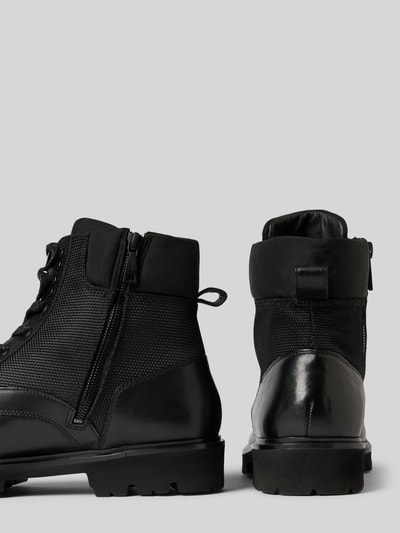 Peek & Cloppenburg JOOP! SHOESLederboots mit Zugschlaufe Modell 'tela stampa hektor' in black Fabrikverkauf